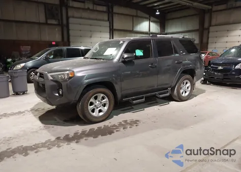 2022 Toyota 4Runner Sr5 из США, поврежденный, VIN JTEEU5JR3N5277526